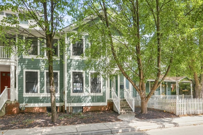 232 East Saint Joseph Street – photo 3