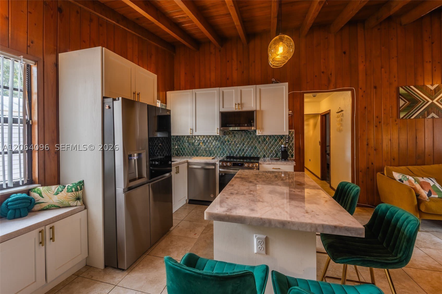 301 SW 69th Ave – photo 2