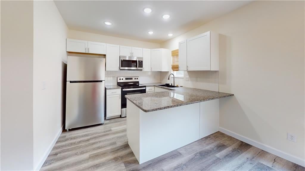 600 N Spring Street – photo 3