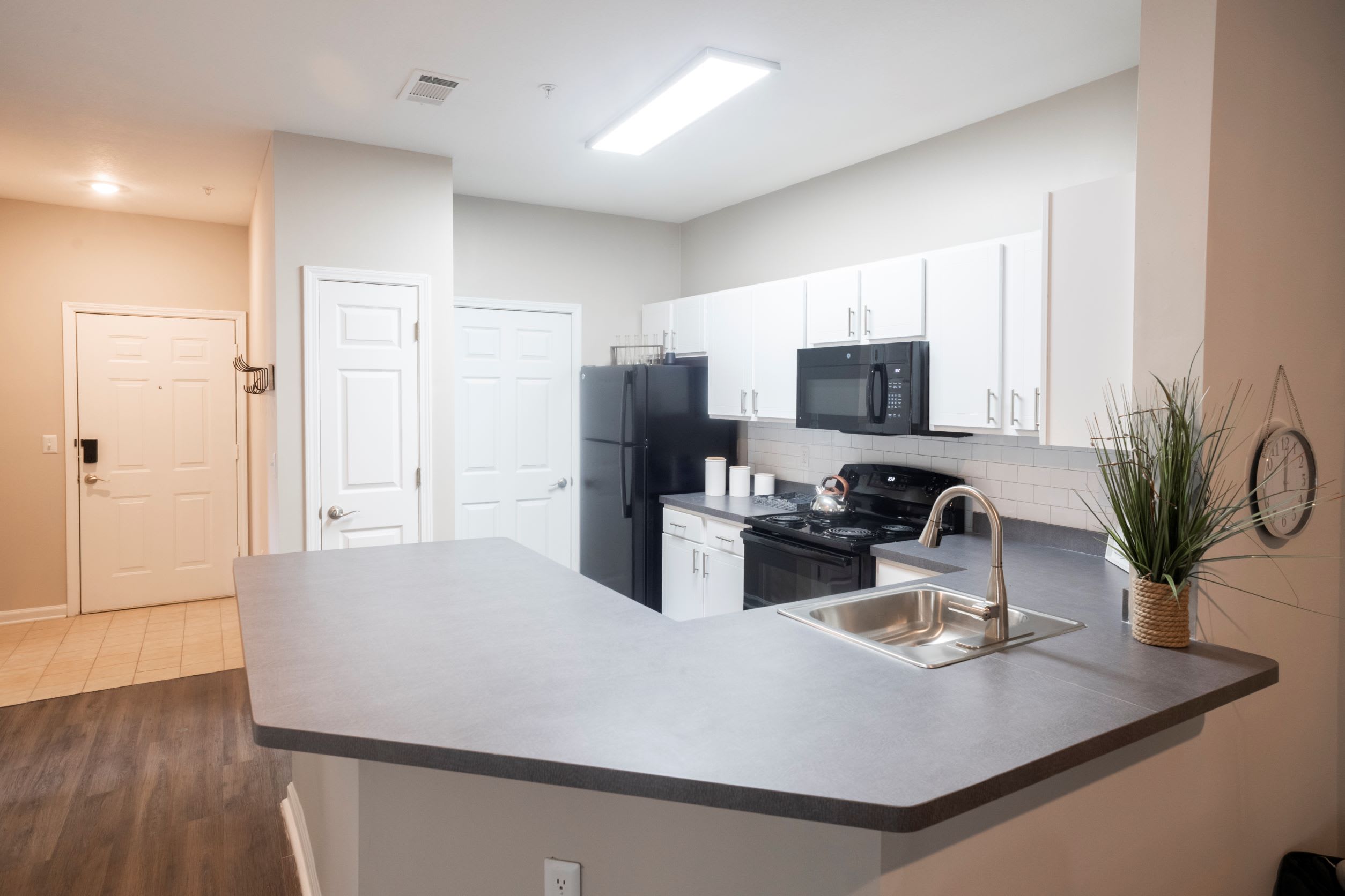 One Rocky Ridge Apartment Homes – photo 2