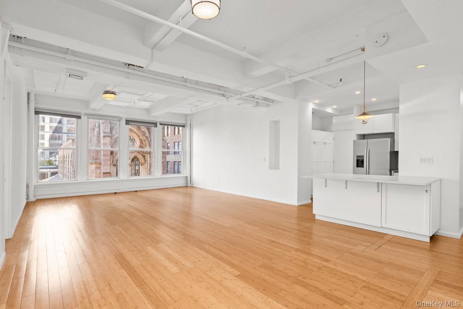 208 W 30TH Street – photo 1