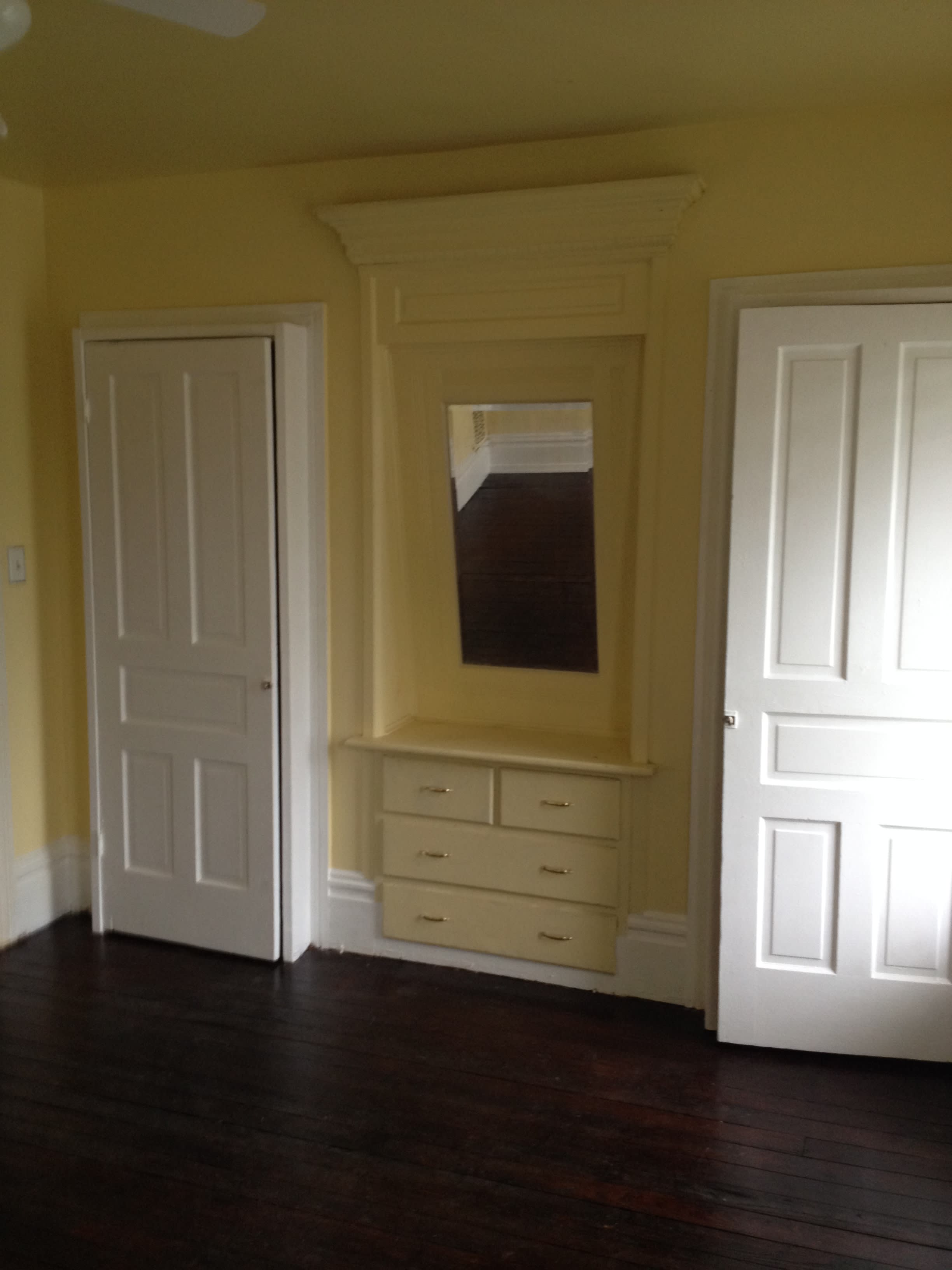 621 Emerald St – photo 4