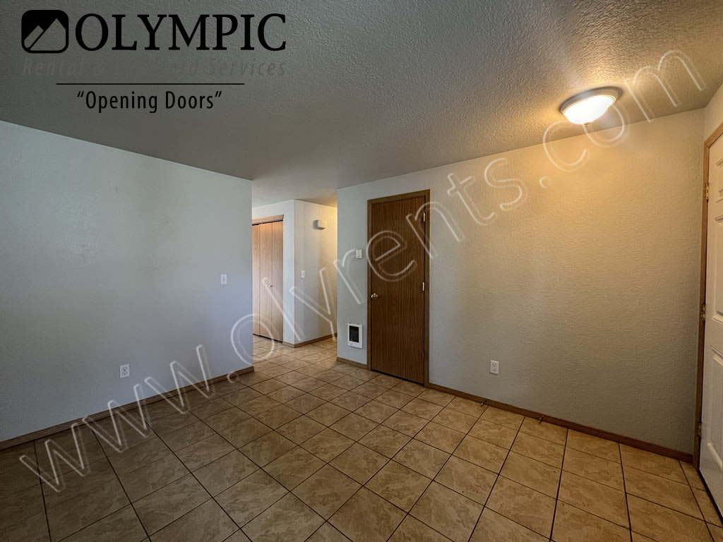 1245 Willow St SE – photo 5