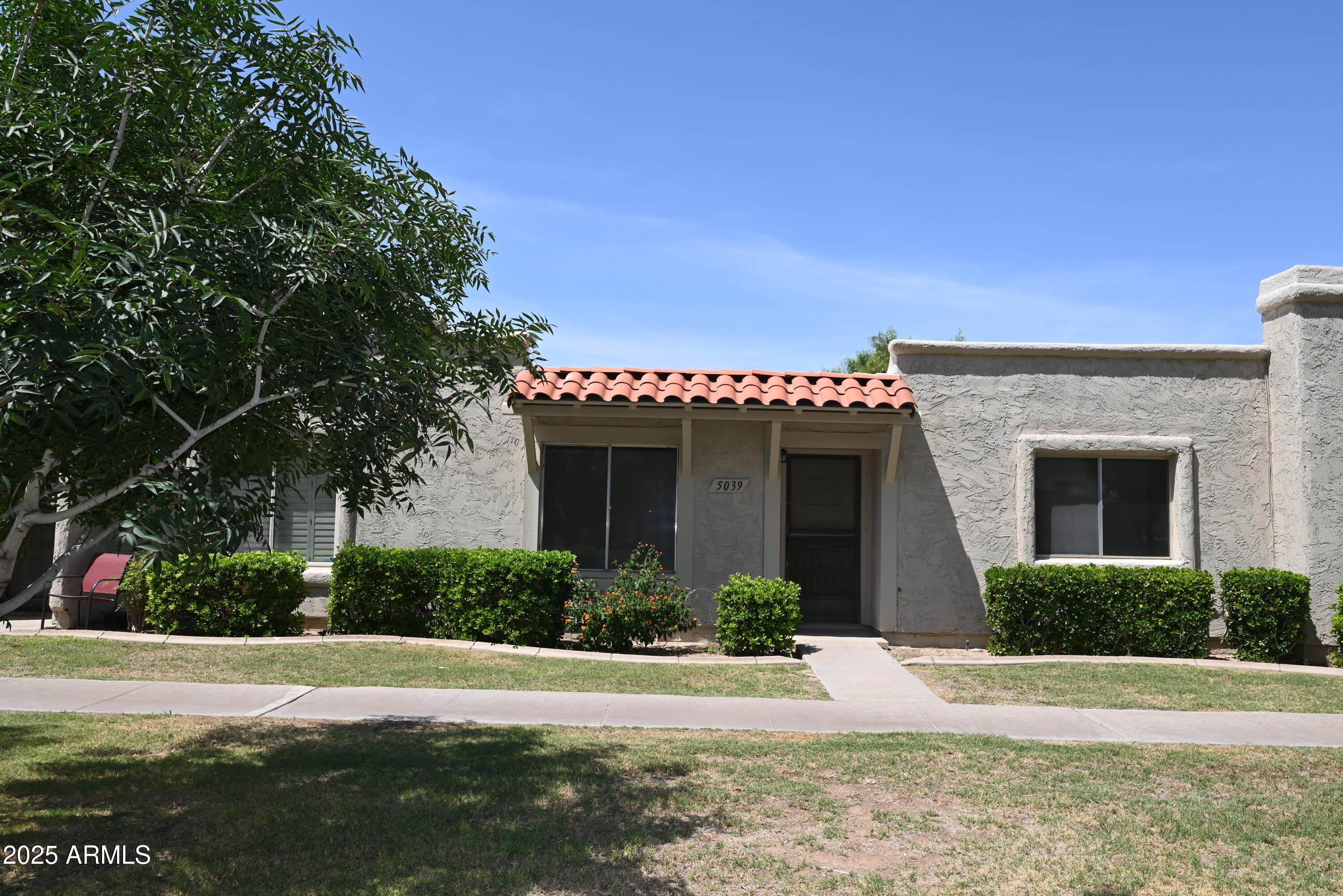 5039 N 81st Street – photo 2