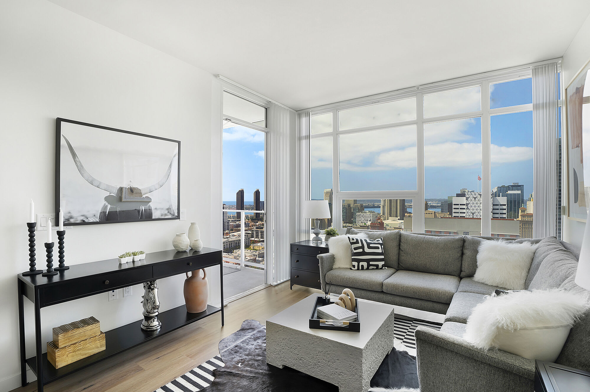 Broadway Towers – photo 4