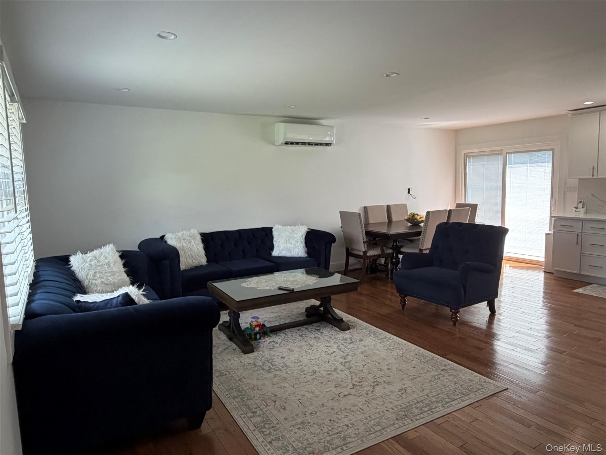 3426 Gomer Street – photo 4