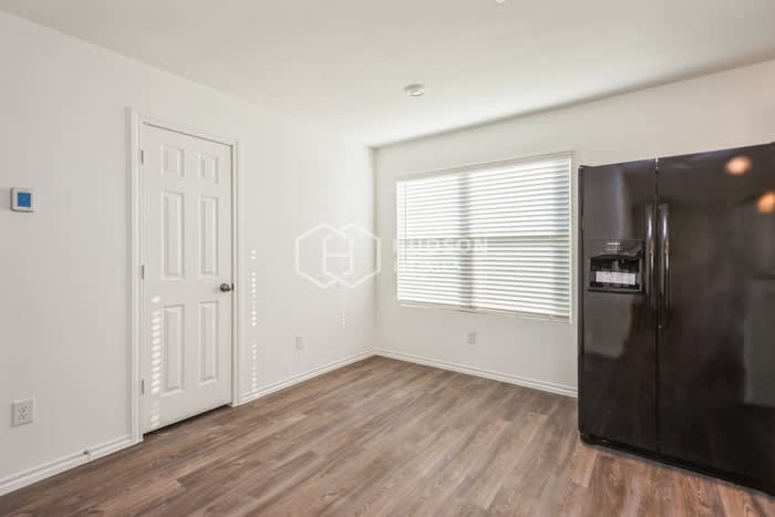 11143 North Lake Mist Lane – photo 5