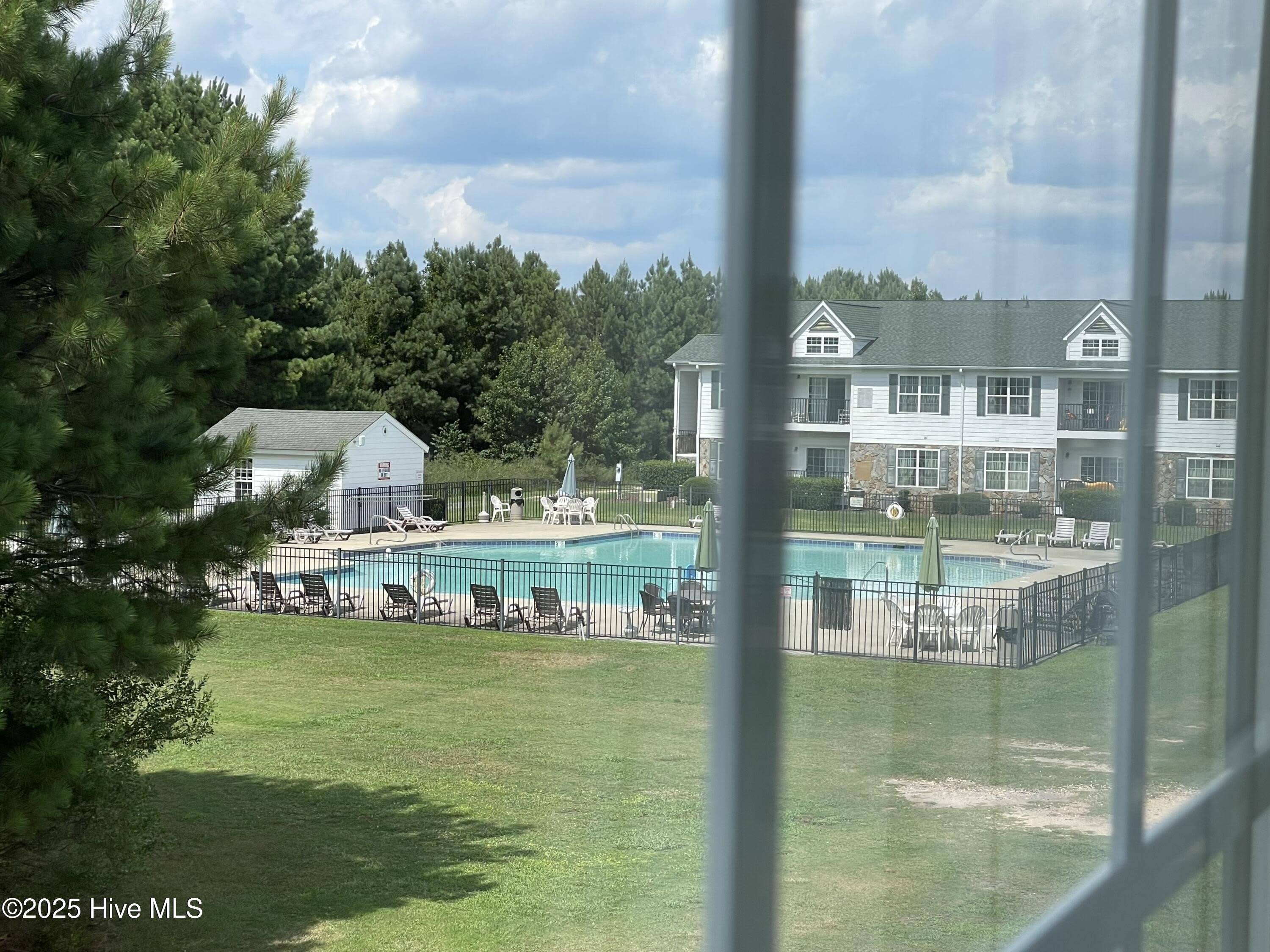 490 Little River Farm Boulevard – photo 2