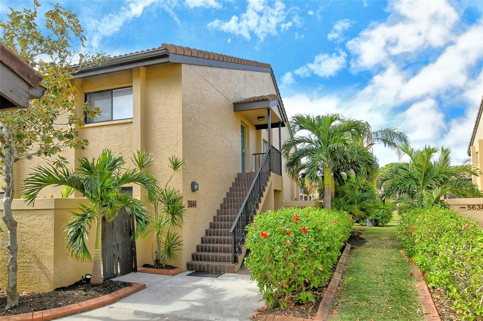 5644 ASHTON LAKE Drive – photo 2