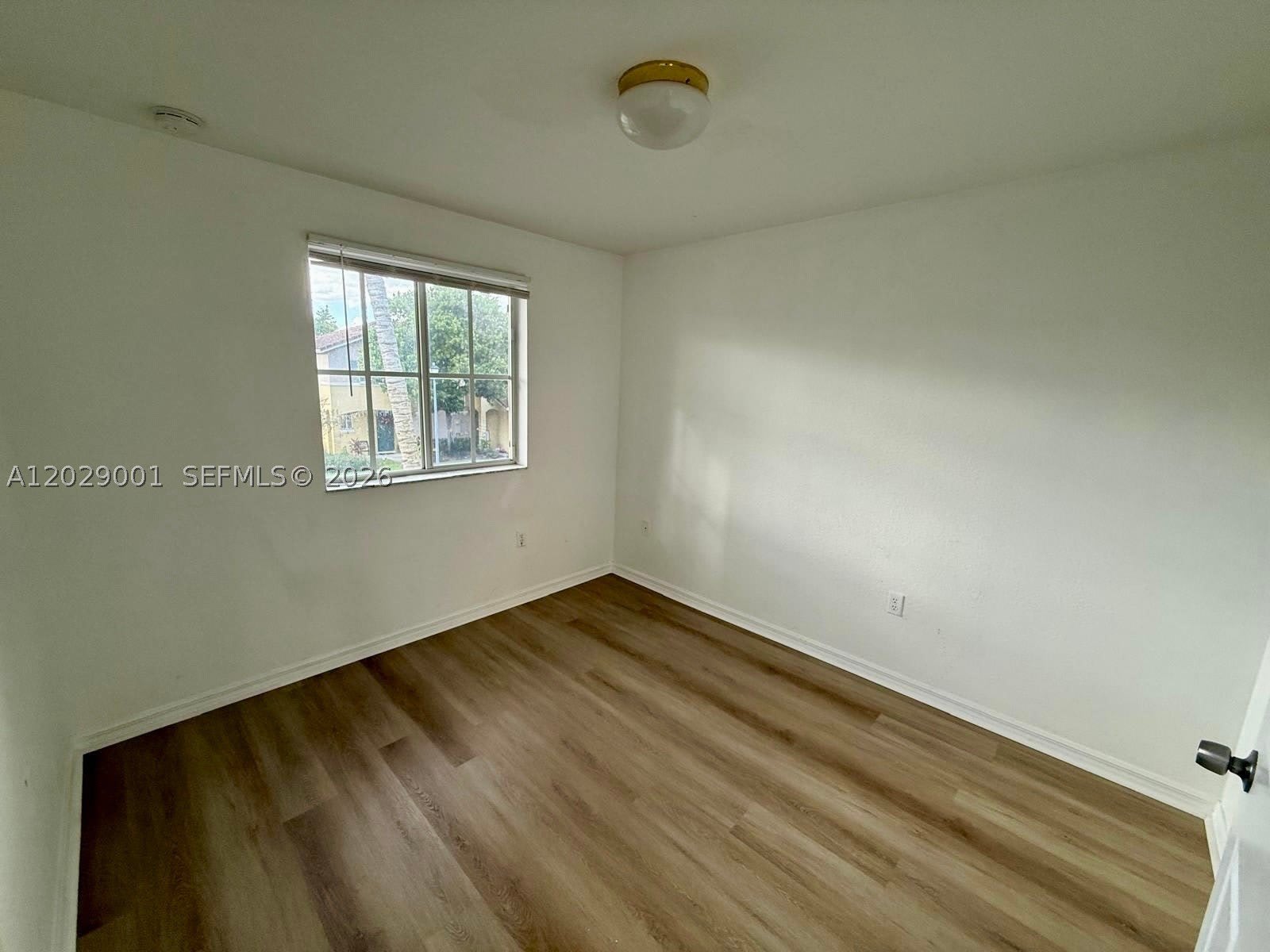 1934 SW 60th Ave – photo 4