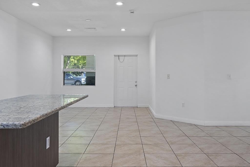 105 2nd Street – photo 5