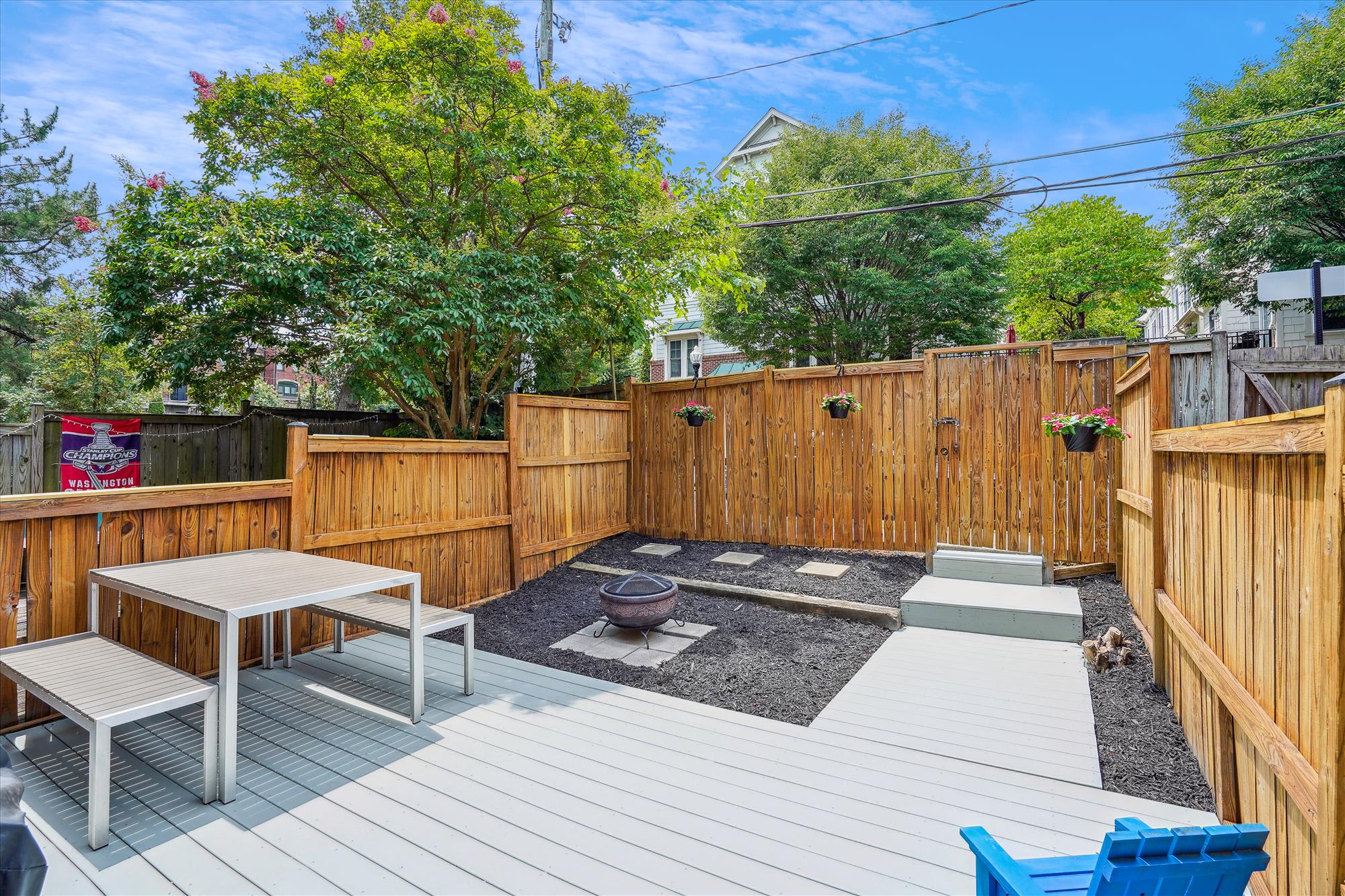 1904 N Veitch St – photo 2