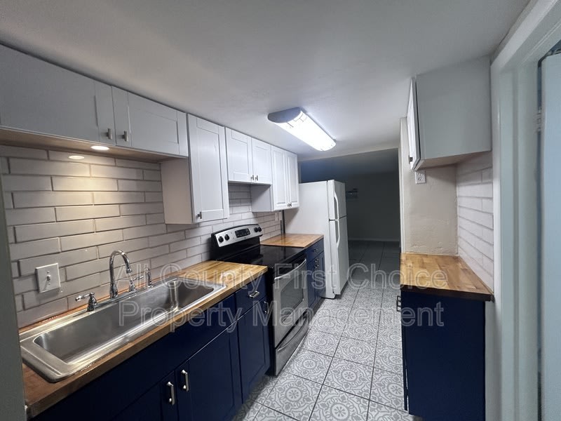613 1st Ave NE – photo 2