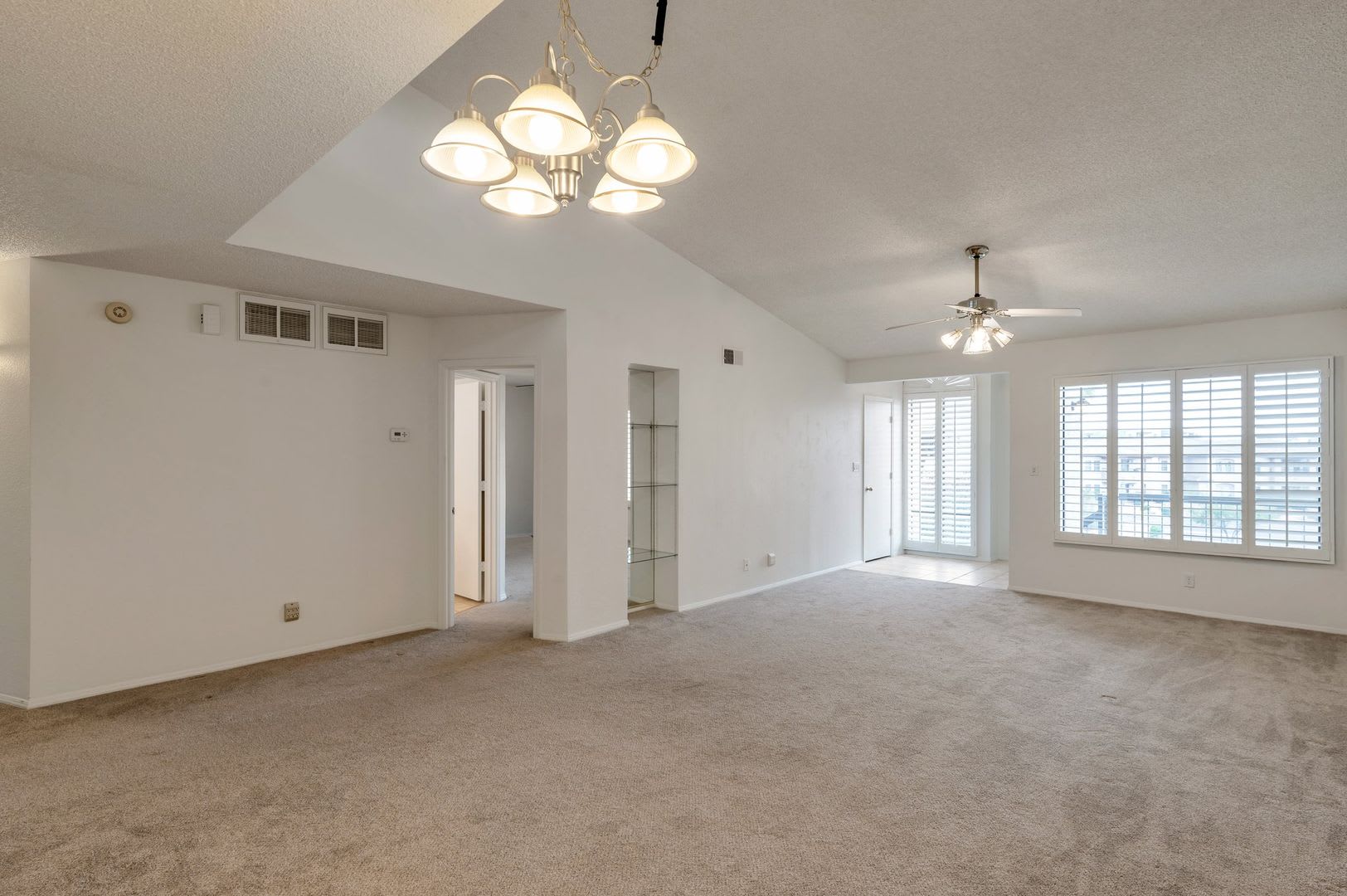 Charming 2 Bedroom, 2 Bathroom in Fountain Hills, AZ – photo 4