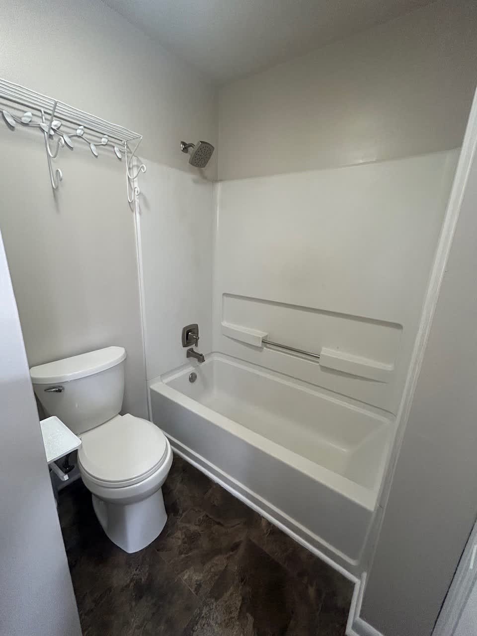 405 Harbison Blvd – photo 4