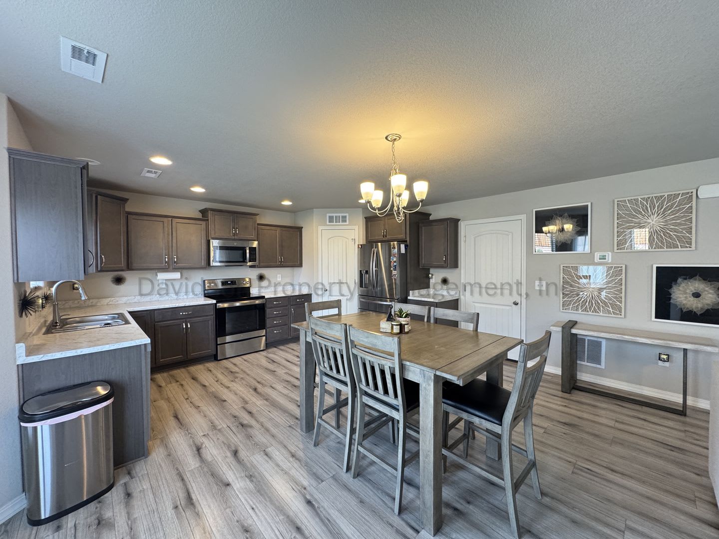 Stunning 3 Bedroom House in Falcon – photo 5