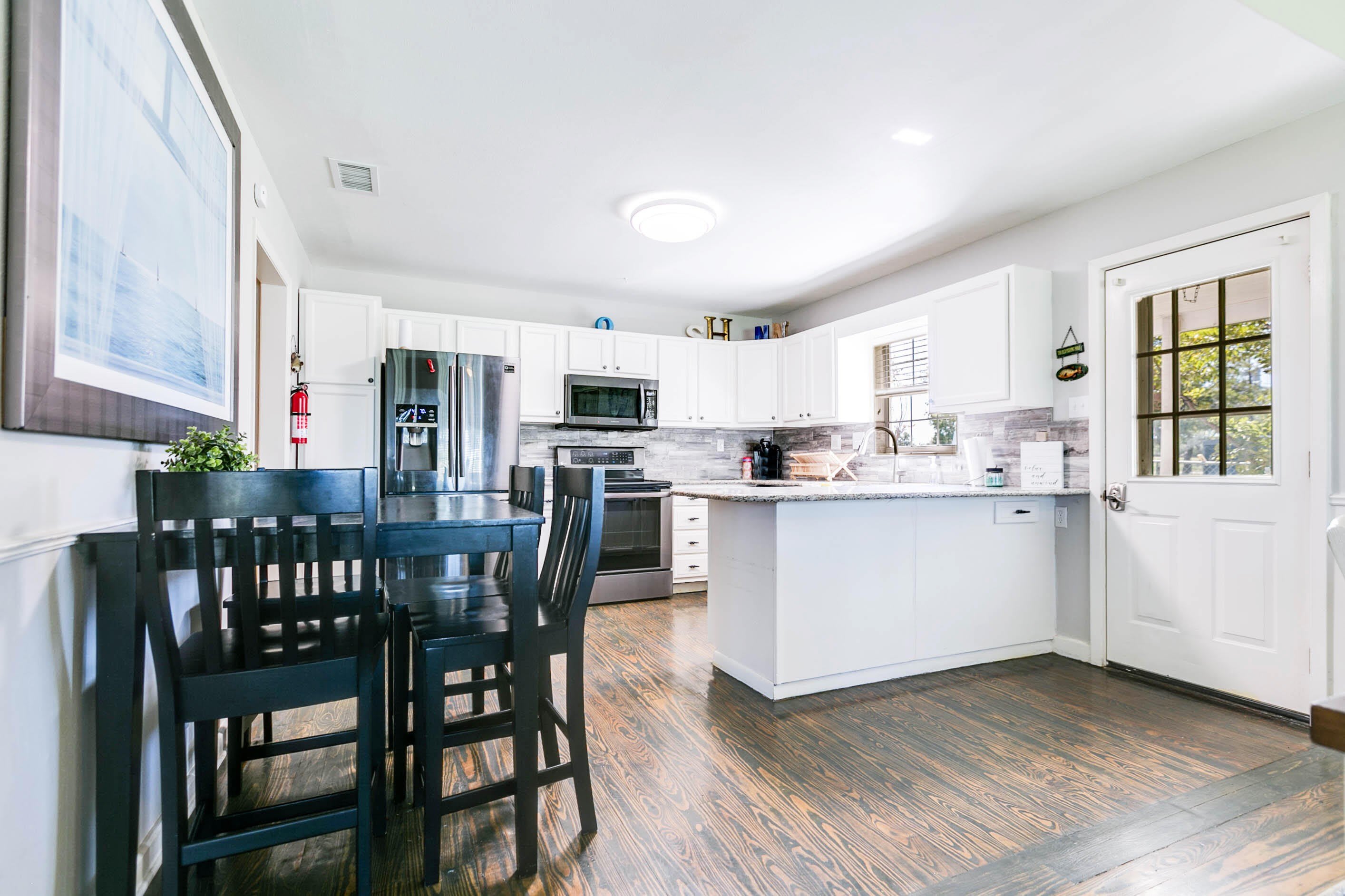 2330 Fisherman's Road – photo 4