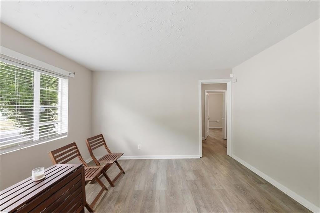 154 Lawton Street SW – photo 5