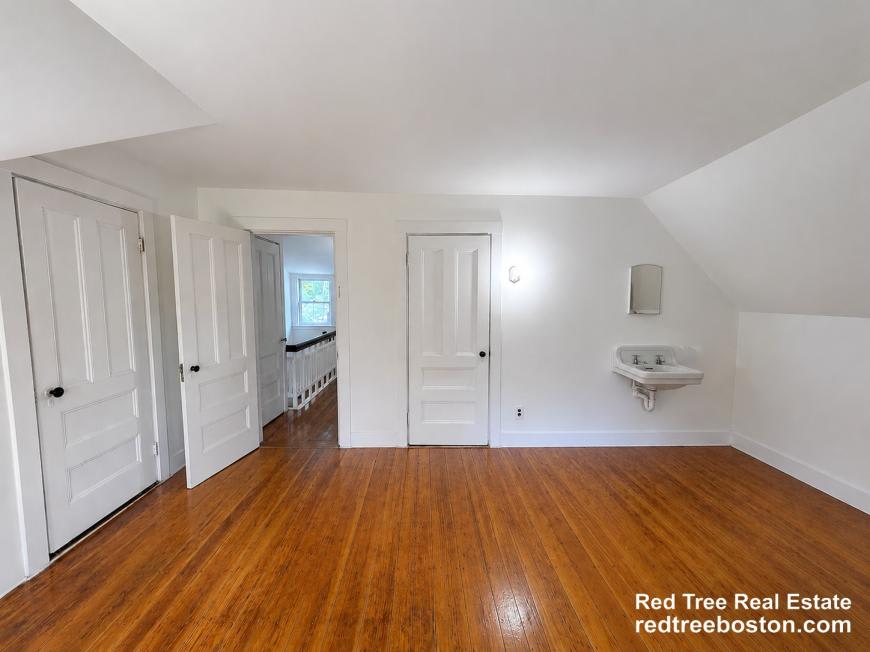 45 North Beacon St – photo 5