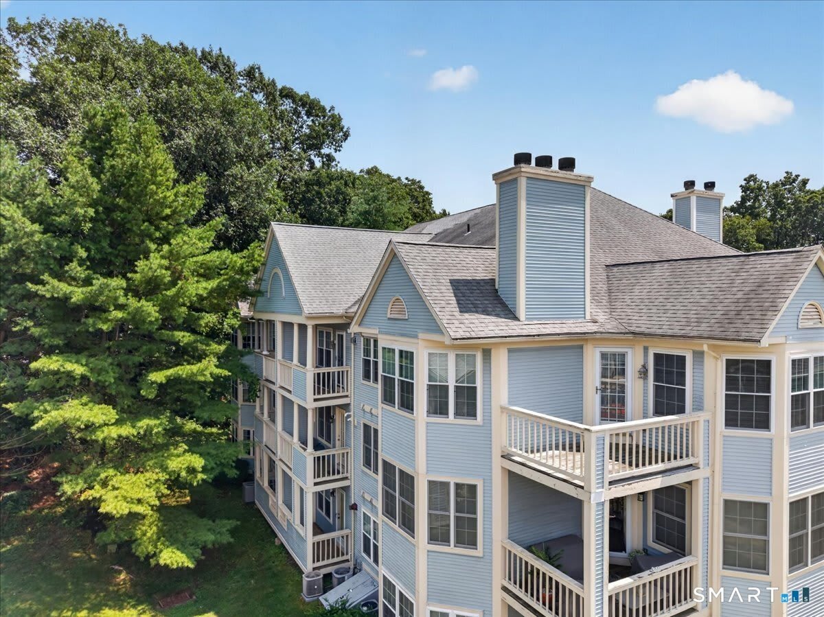 75 Redwood Drive – photo 2