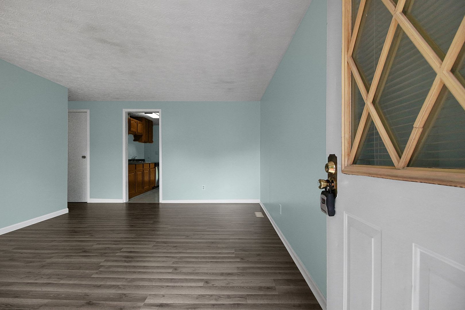 3 Bedroom Home For Rent – photo 5