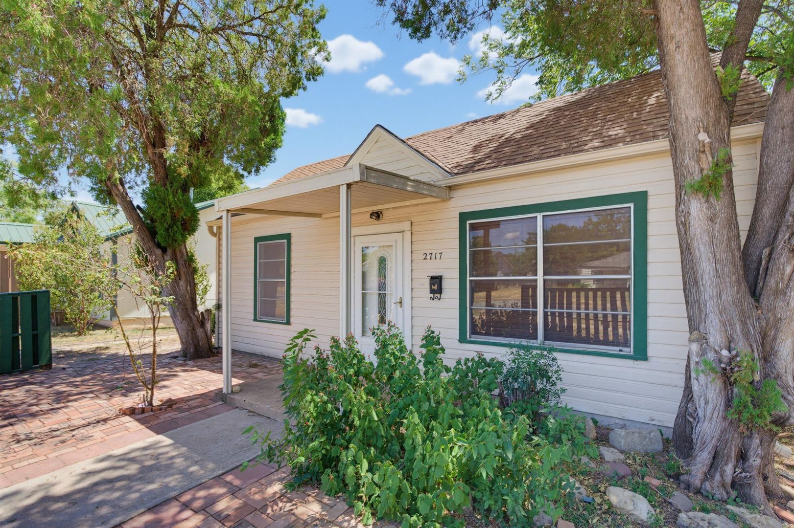 2717 S. 11th Street – photo 2