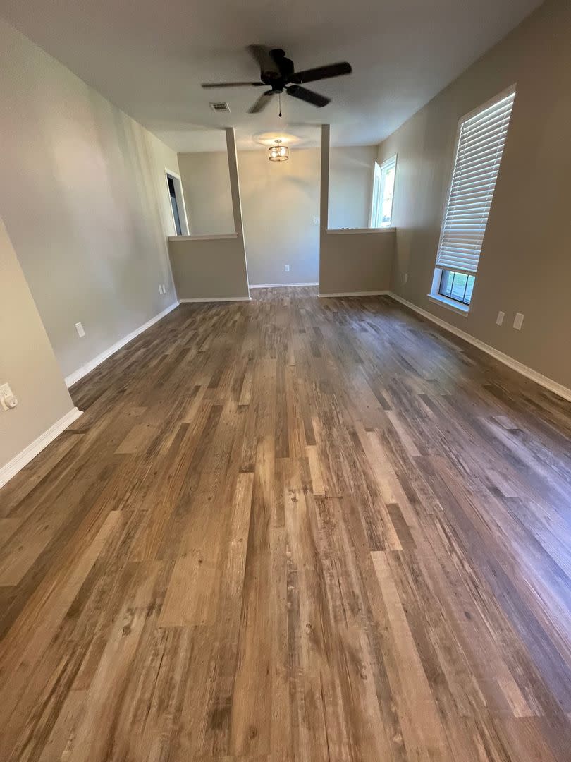 Beautiful Upgraded Home in Northeast Pensacola – photo 3