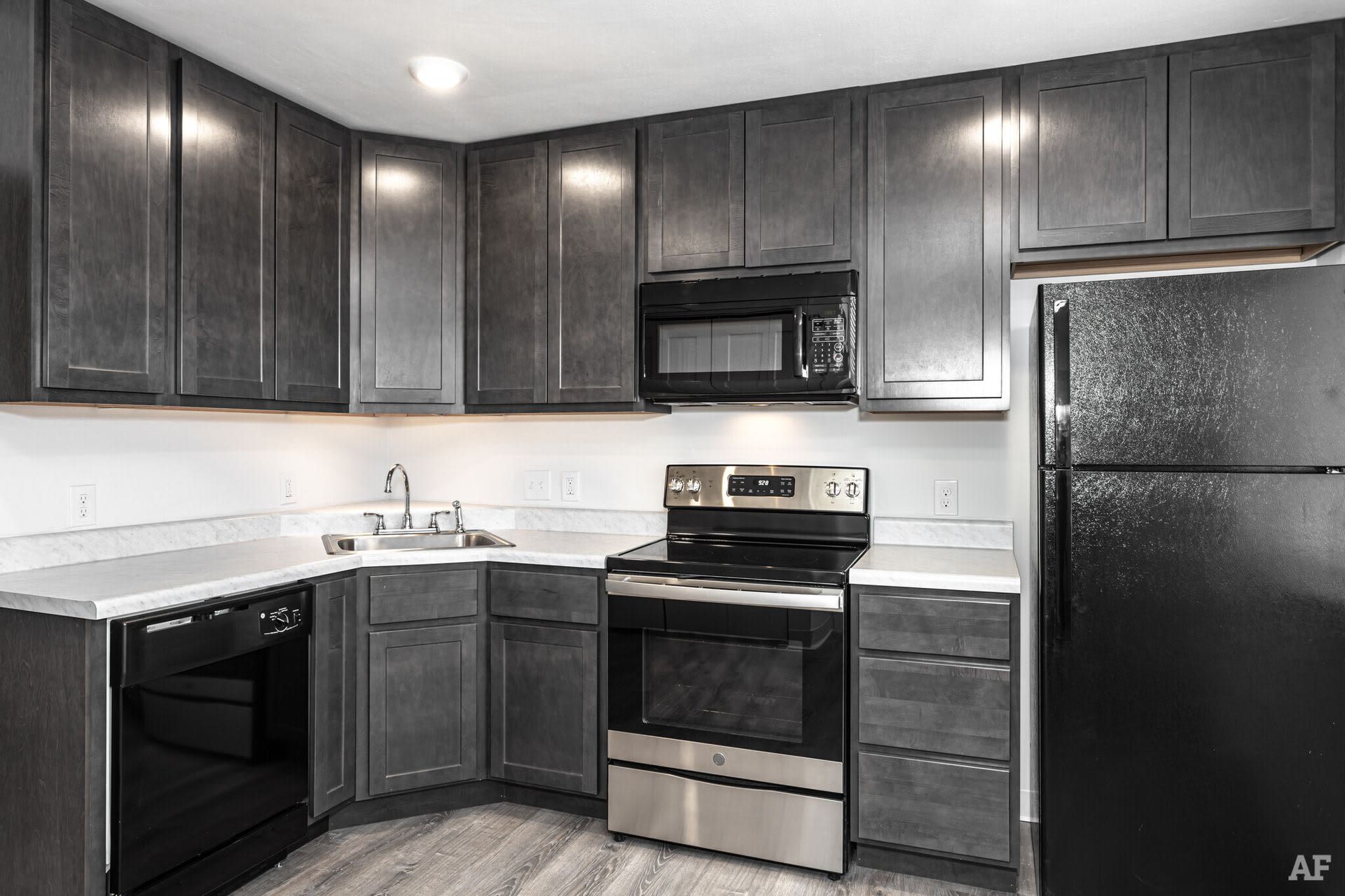 The Anchor Apartments – photo 1