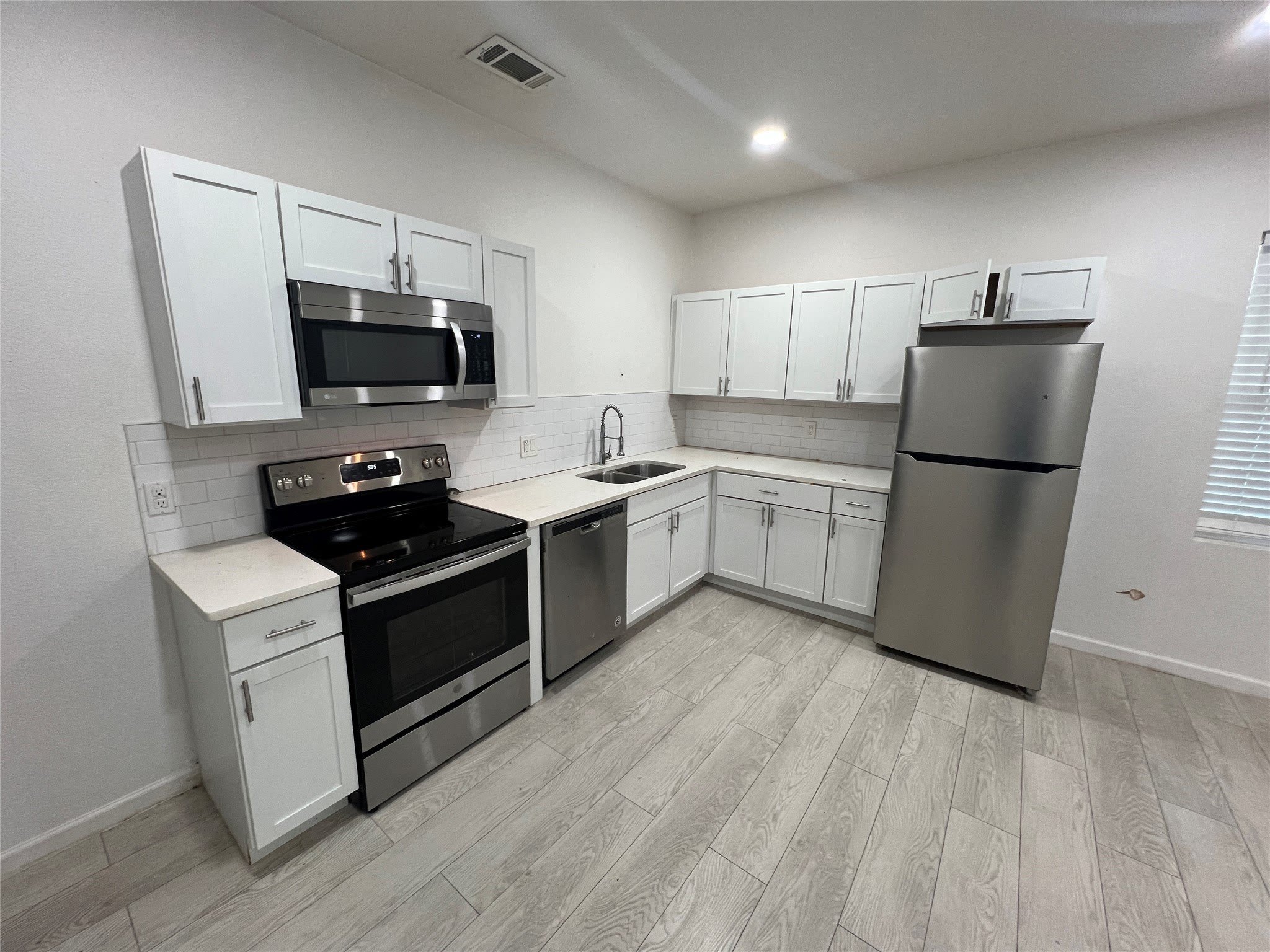 410 Vaden S – photo 3