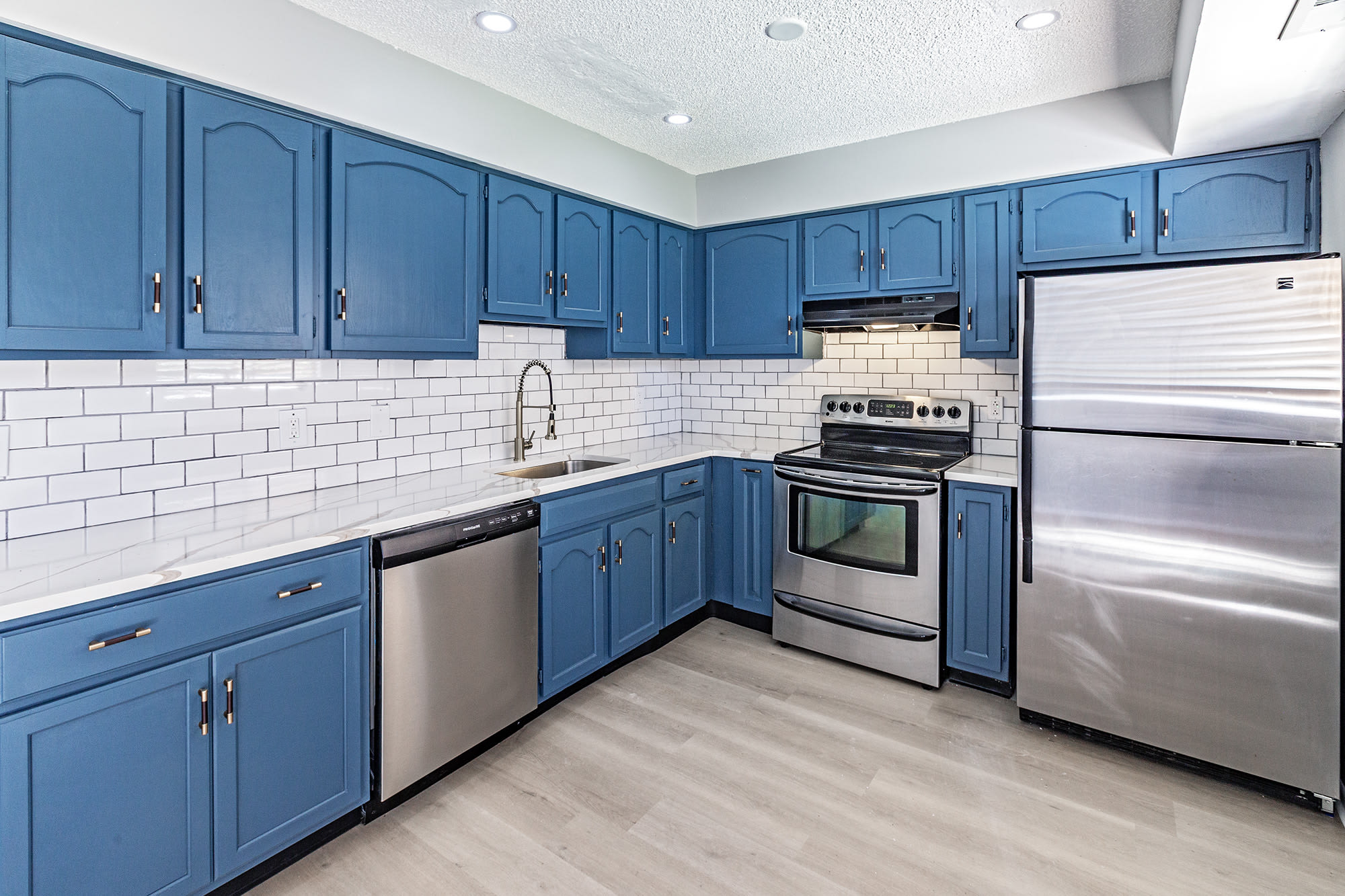 29 Chiswick Drive – photo 3