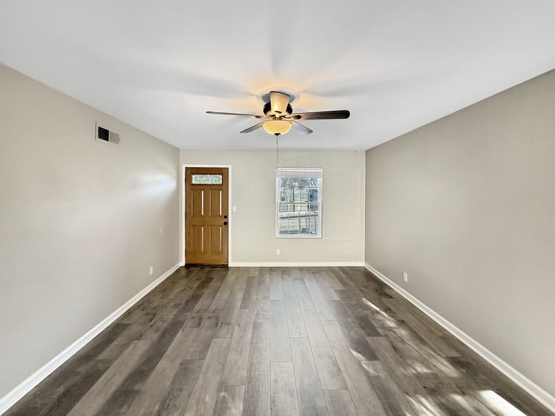 13537 Carriage Road – photo 5