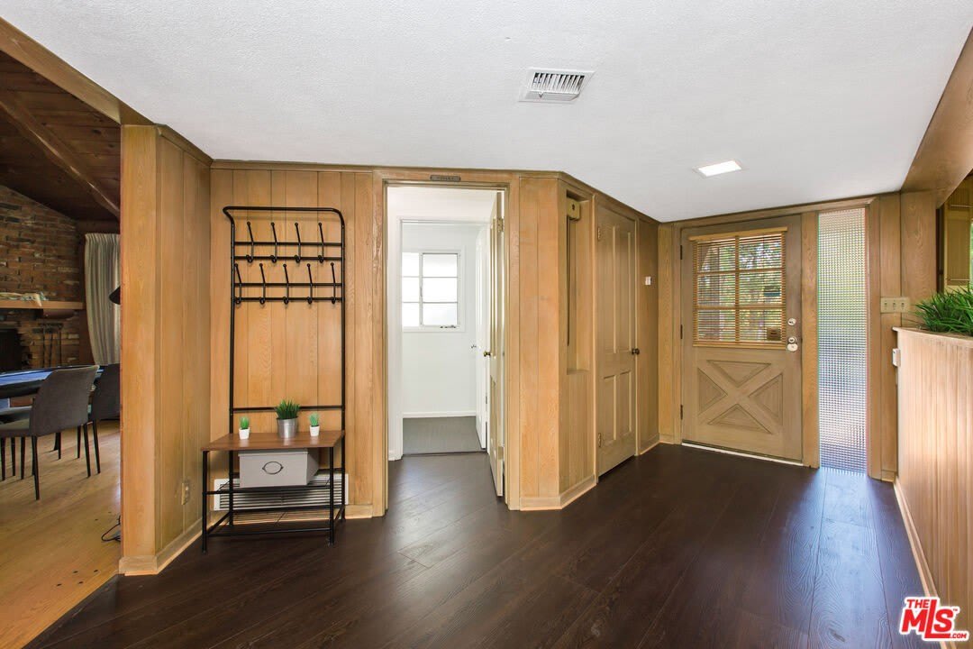 19471 Rosita St – photo 4