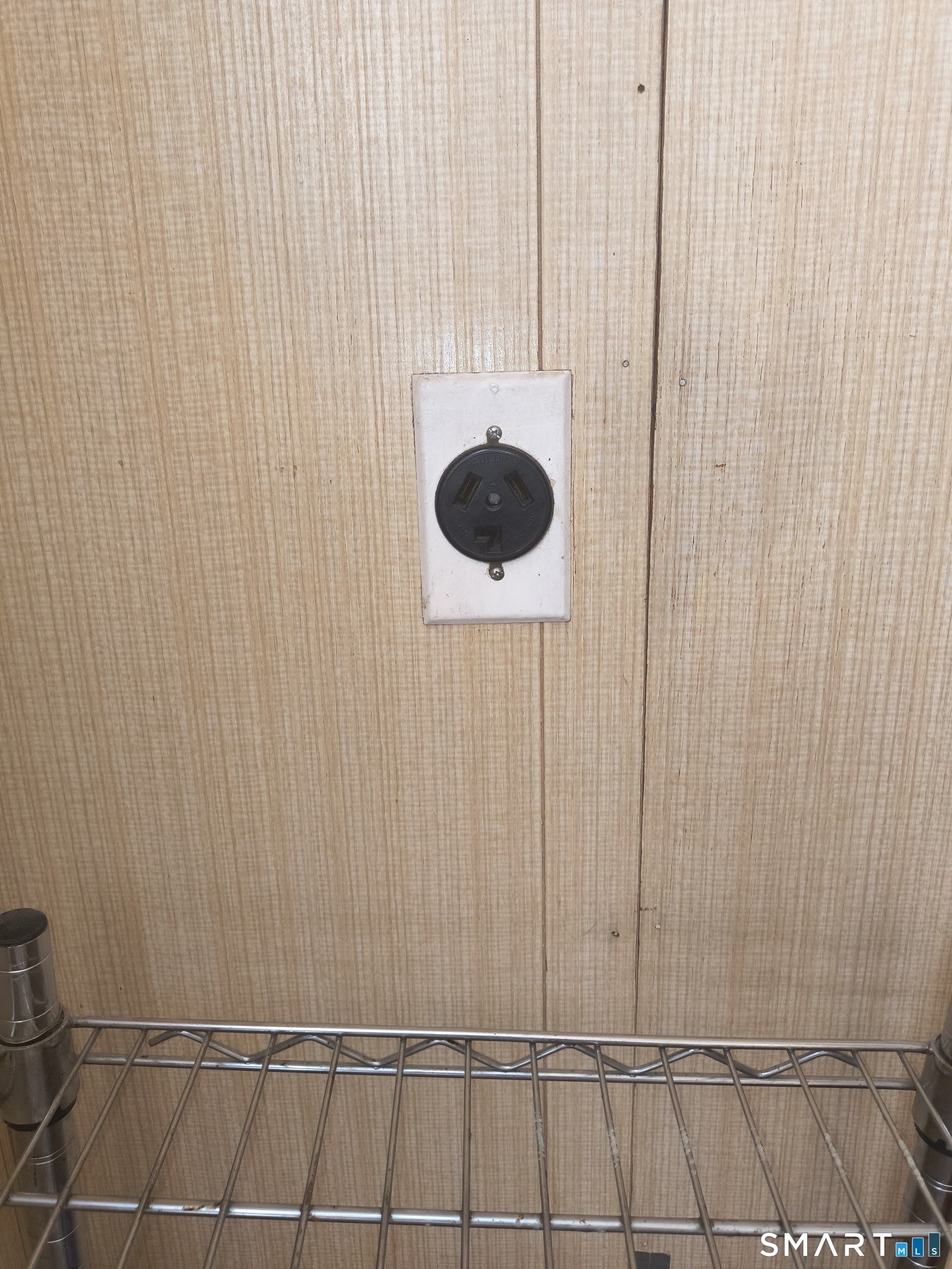 187 Center Street – photo 4