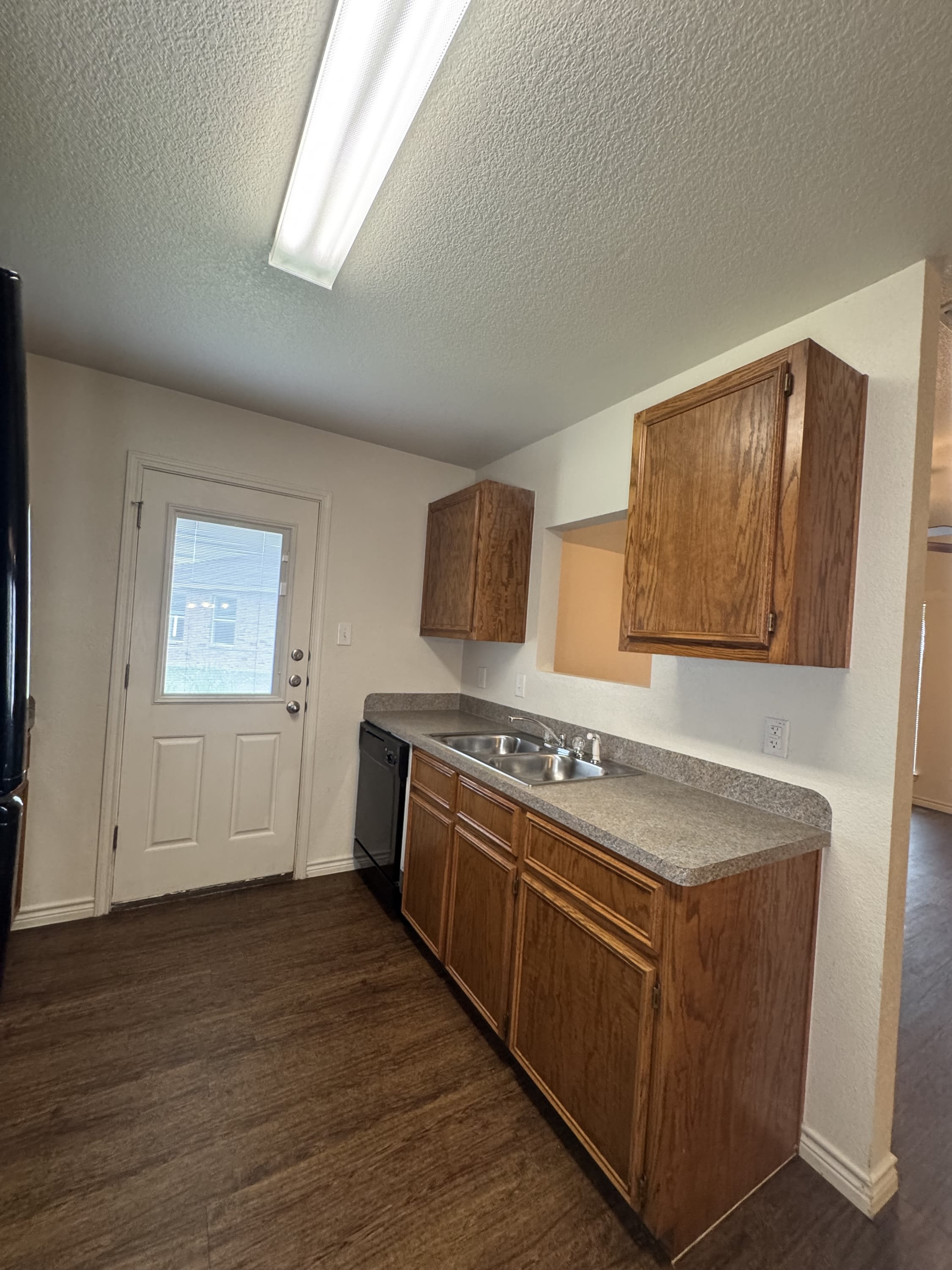 1521 Justin Loop – photo 5