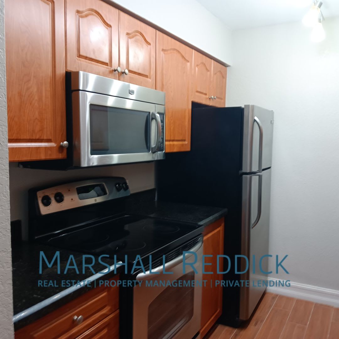 1 Bed 1 bath off Summerlin – photo 5