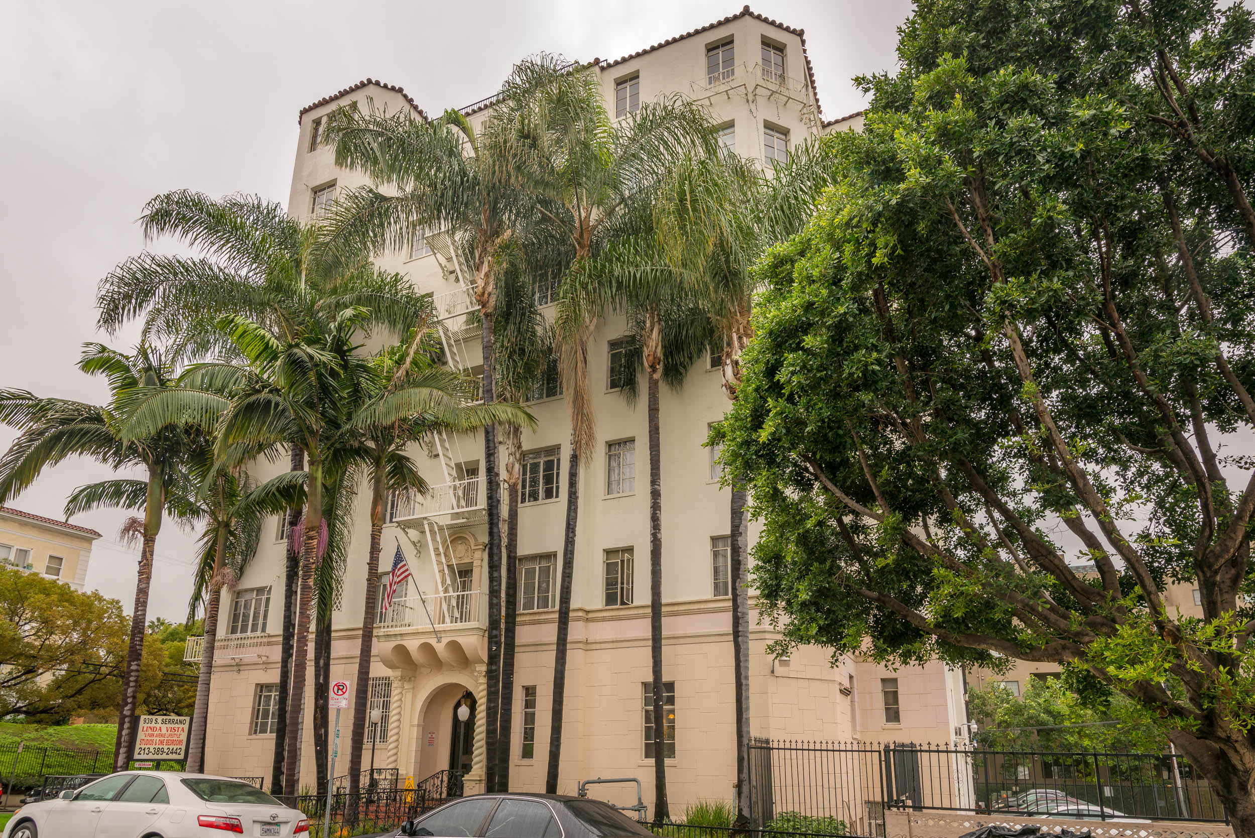 Linda Vista Apartments – photo 3
