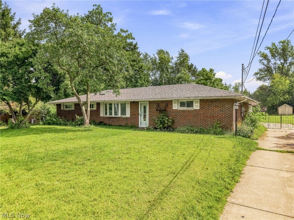 1428 Laurel Drive – photo 3