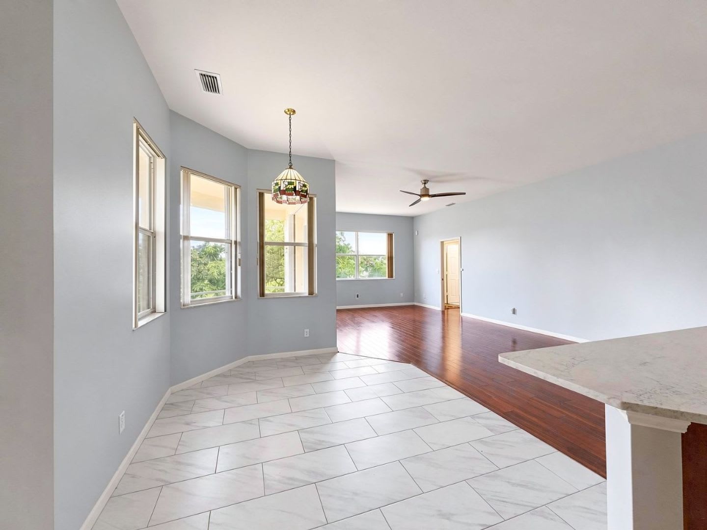 Private Estate Living on 2.6 Acres in Golden Gate Estates – photo 3