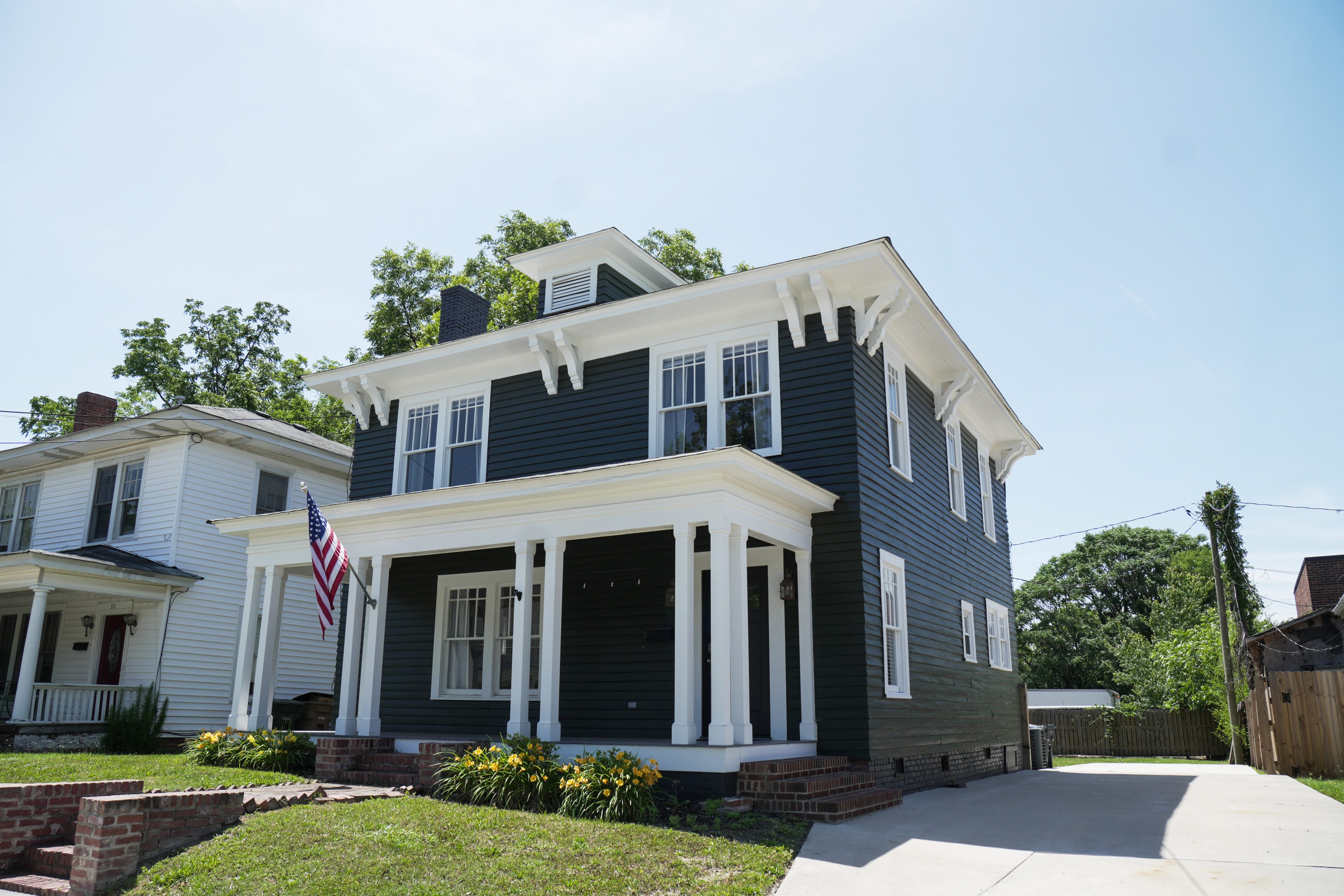 313 E Fisher Ave – photo 2