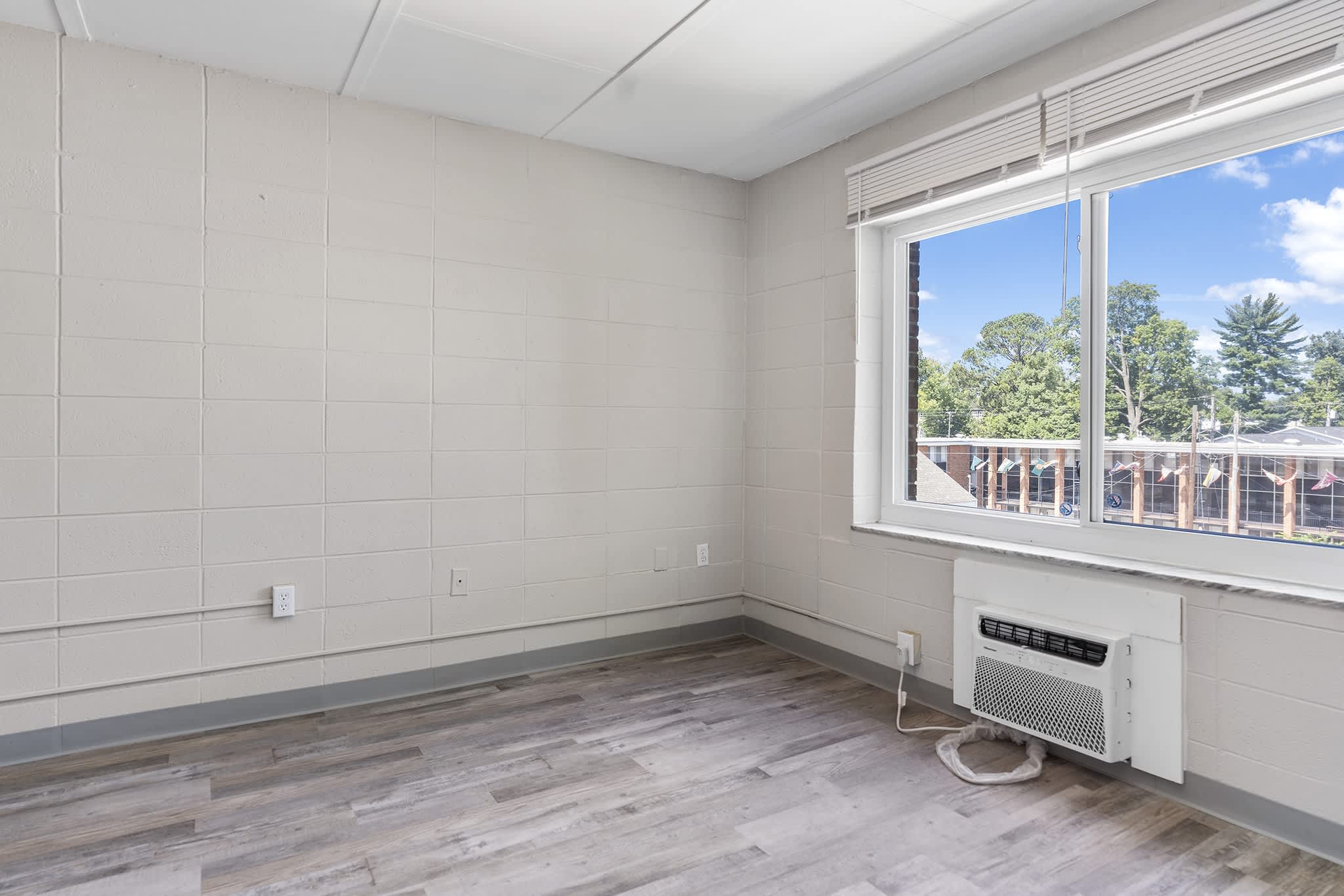 The Metropolitan Apartments – photo 5