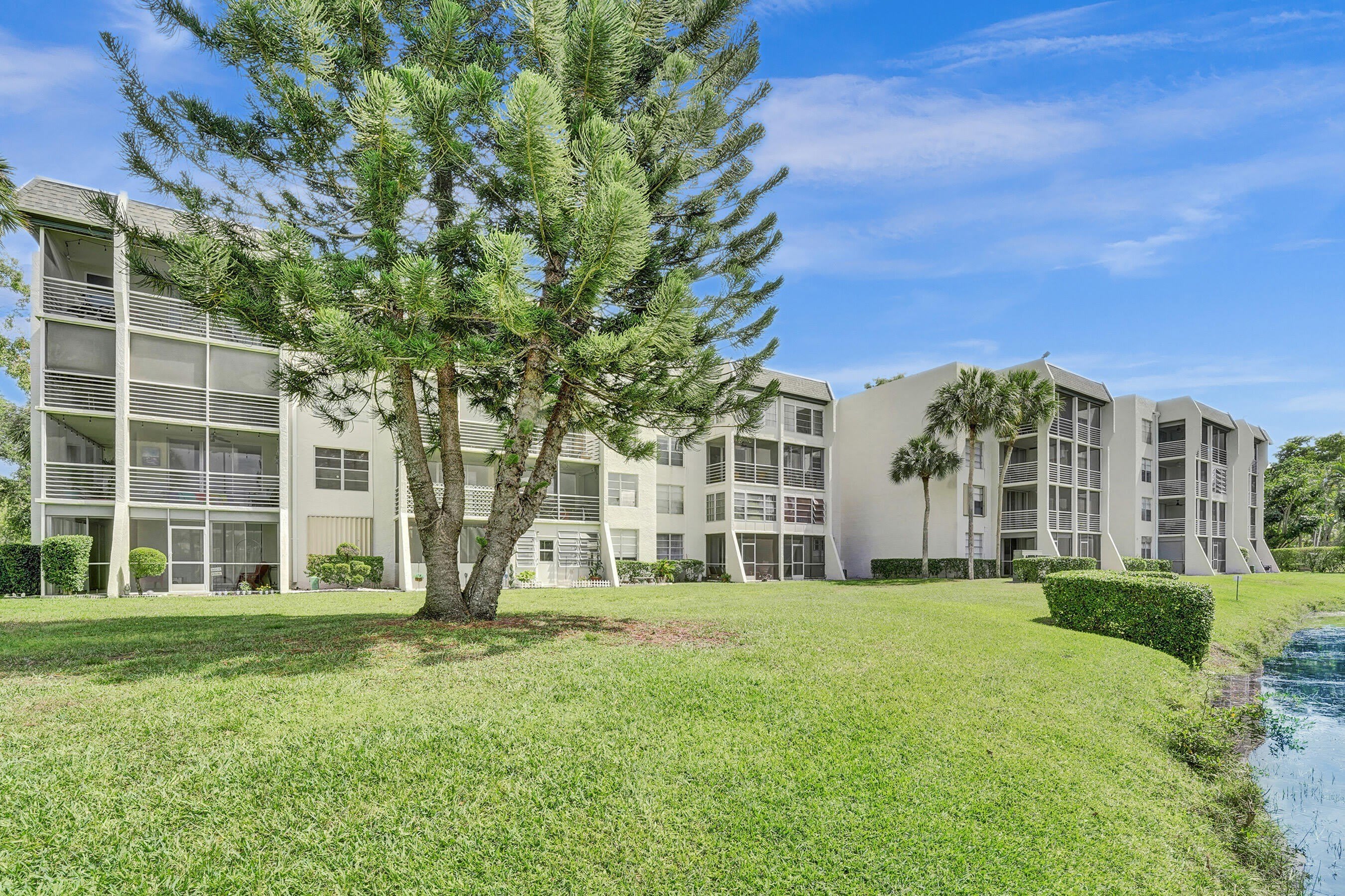 9470 Poinciana Place – photo 2
