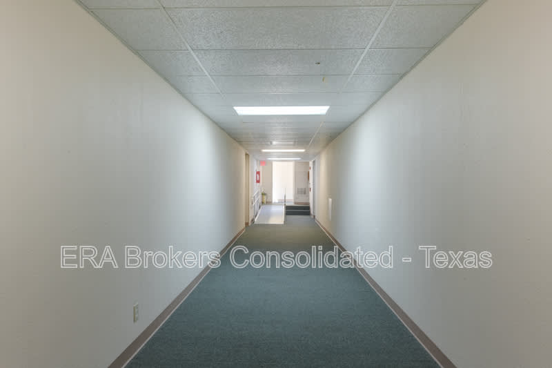 4119 Medical Dr – photo 3