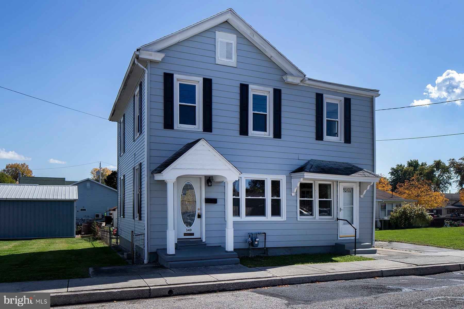340 S WOOD Street – photo 4