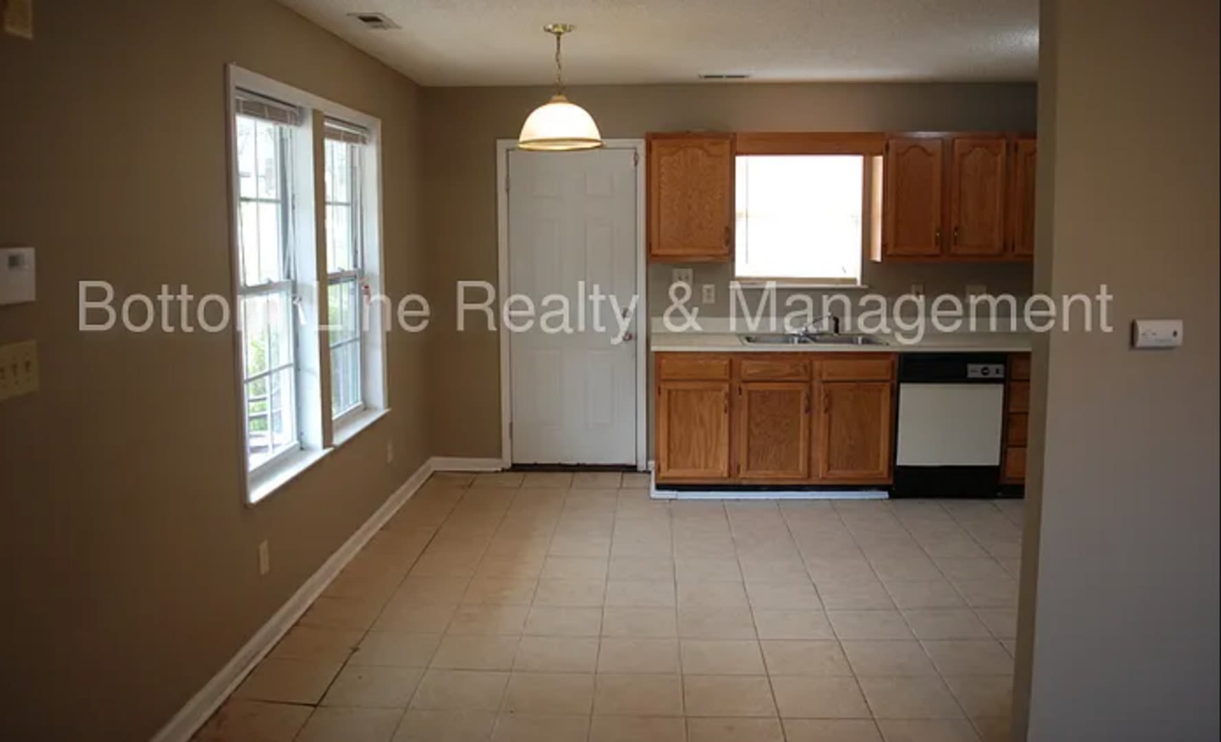 2 bedroom apartment for rent in a great location – photo 2