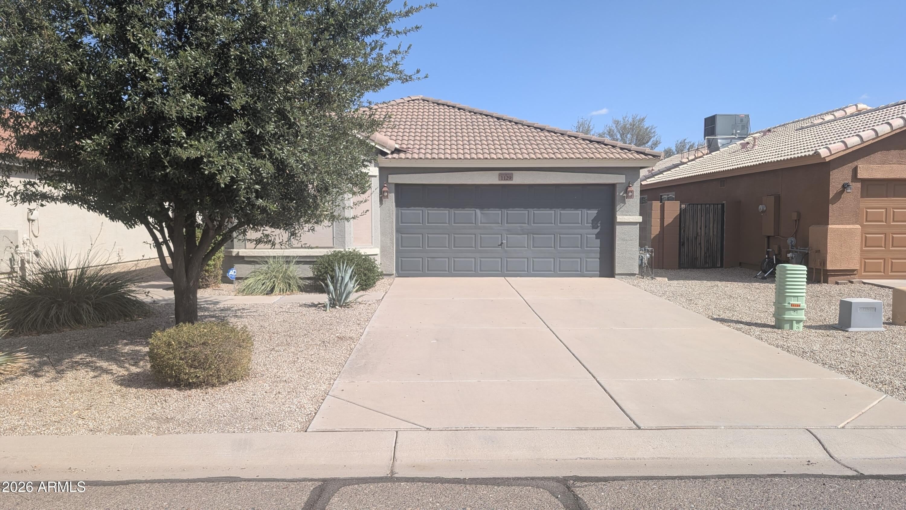 1129 E NARDINI Street – photo 2