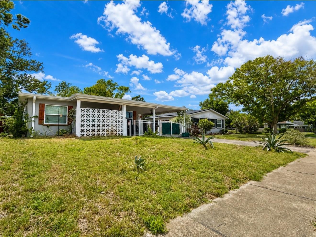 2440 ANASTASIA Drive – photo 2