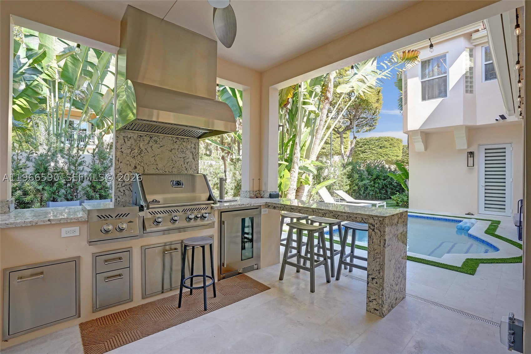 20824 Ne 37Th Ave – photo 2