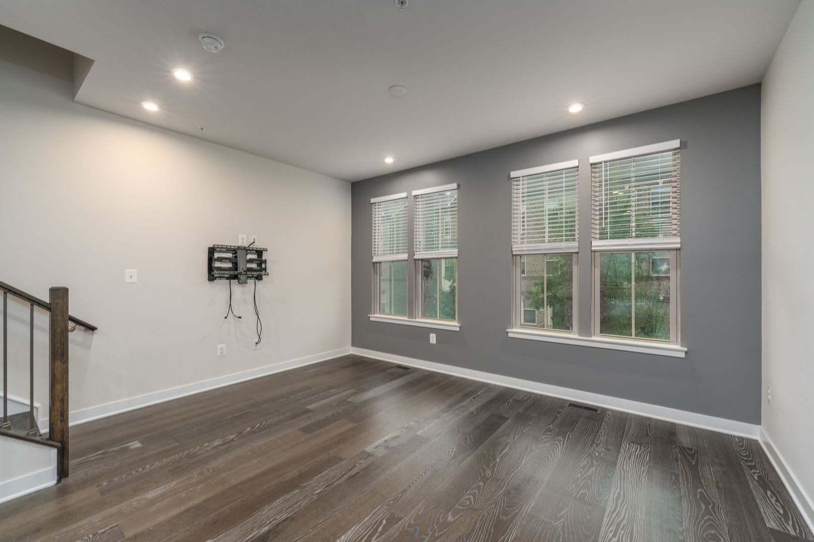 2-Bedroom, 2.5-Bathroom Townhouse near JHU Bayview – photo 3