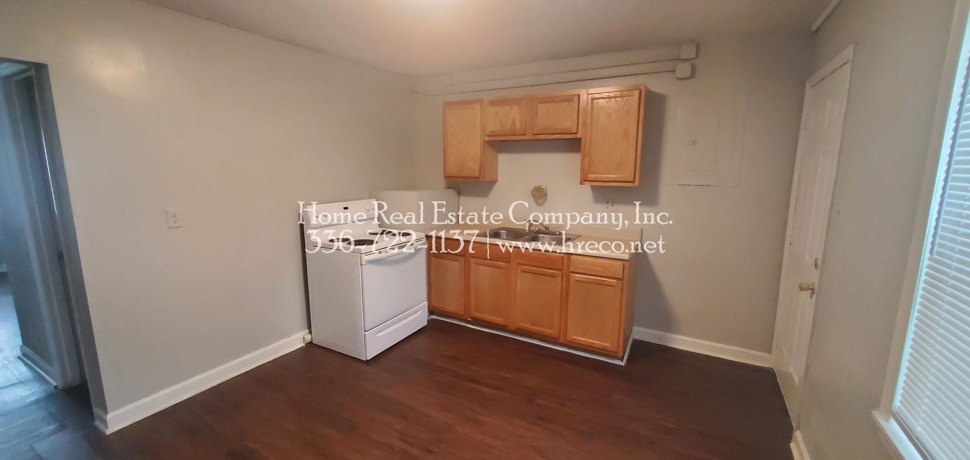 Cambridge Apartments 2332 N Cherry Street Apt A – photo 5