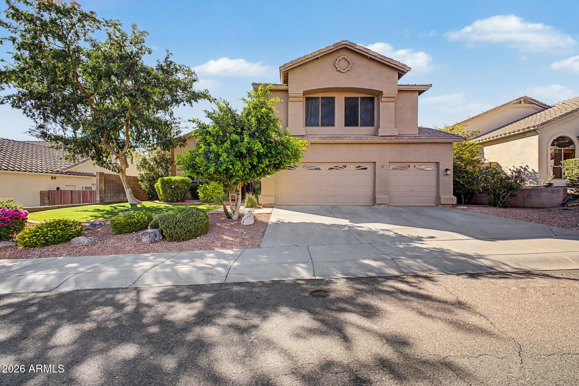 1722 E SAMUEL Drive – photo 1